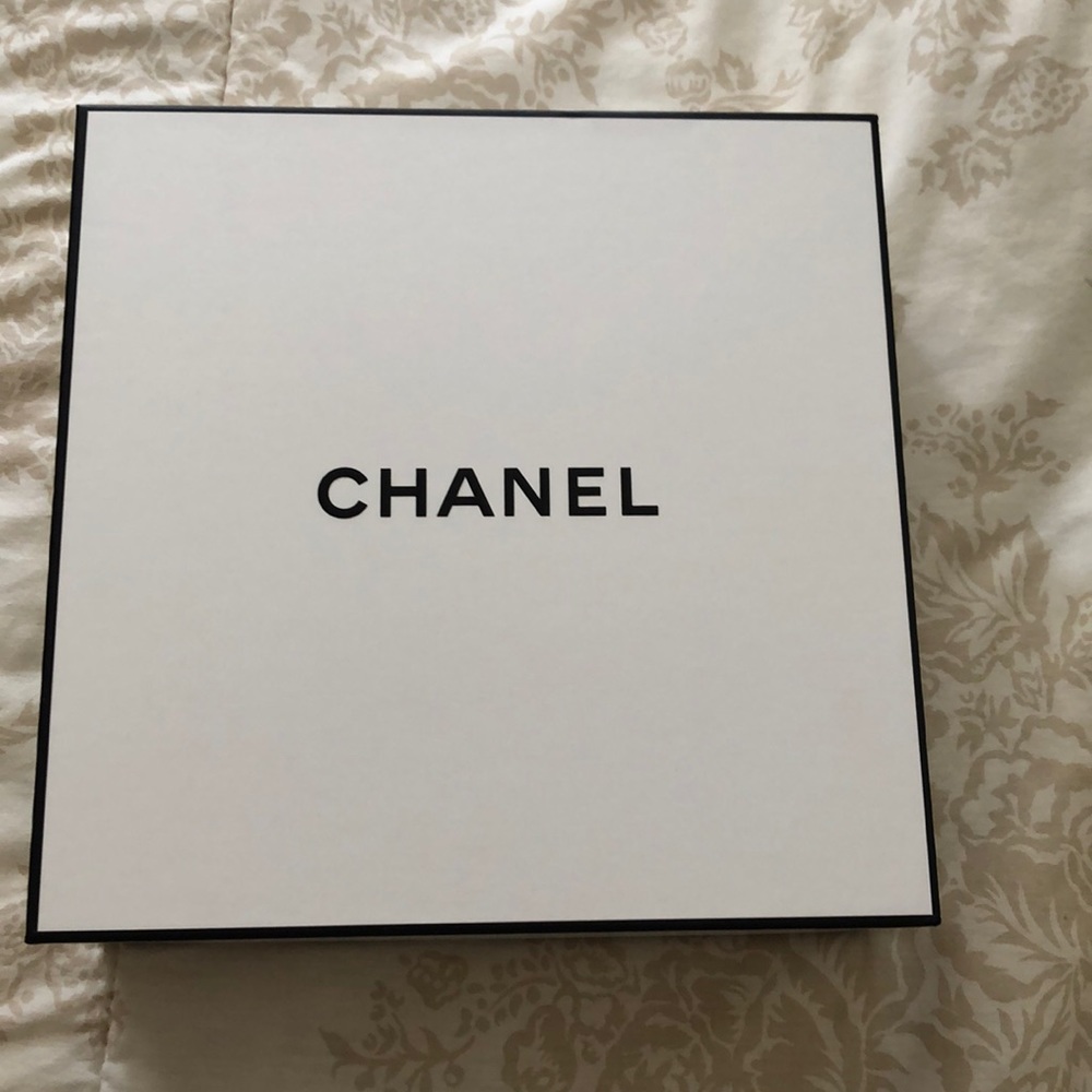 Chanel Box Authentic. Box only